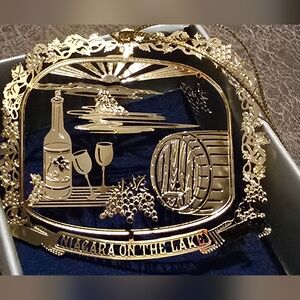 18k Gold Plated Brass Niagara on the Lake Ornament Vintage